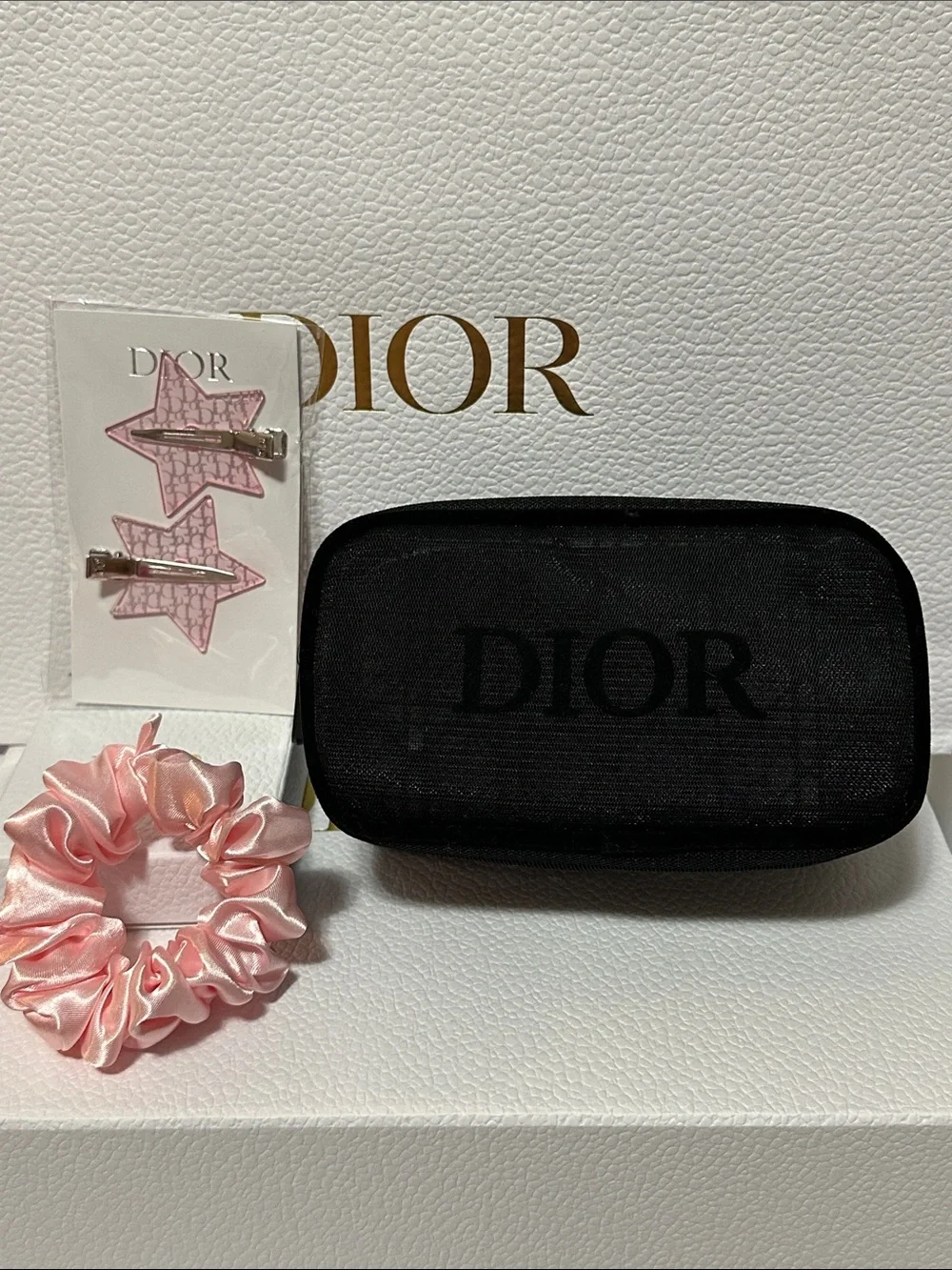 Dior Beauty Mesh Pouch with Light Pink Satin Scrunchie & Pink Star Clip 🌸🖤🤩